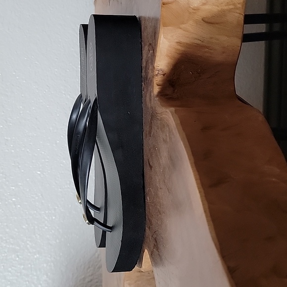 Tory Burch Black Wedge Platform Sandals Flip Flops Size 7 US - Picture 2 of 8